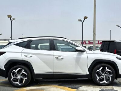2024 Hyundai Tucson COMFORT PLUS 1.6 Litres 4 Cylinders Petrol Engine White SUV European Specs
