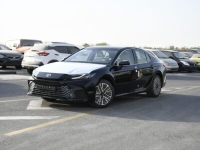 2026 Toyota Camry GLE 2.5 Litres 4 Cylinders Petrol Engine Black Beige Sedan GCC Specs Automatic