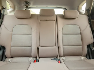 2020 Hyundai Tucson GLS 2.4 Litres 4 Cylinders Petrol Engine White Beige SUV GCC Specs FWD