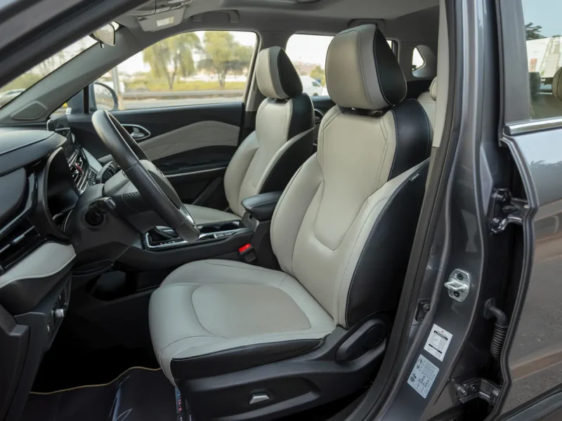 2023 JAC JS4 Intelligent Automatic 1.5L 4 Cylinders Petrol Engine Grey Beige SUV GCC Specs FWD
