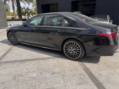 2026 Mercedes-Benz S500 4MATIC 3.0-liter Turbocharged Inline-six Engine Black Tan Sedan