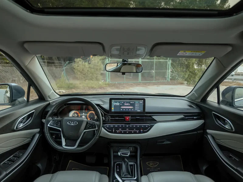 2023 JAC JS4 Intelligent 1.5 Litres 4 Cylinders Petrol Engine Grey Beige SUV GCC Specs FWD Automatic