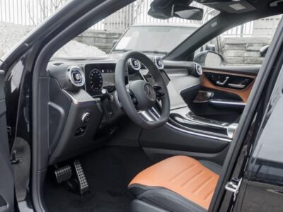 2026 Mercedes-Benz S500 4MATIC 3.0-liter Turbocharged Inline-six Engine Black Tan Sedan