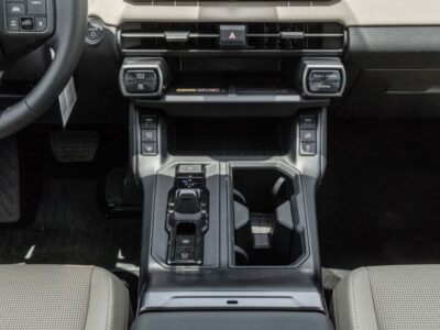 2026 Toyota RAV 4 VXR 2.5 Litres 4 Cylinders Hybrid Engine Silver Beige SUV GCC Specs Automatic