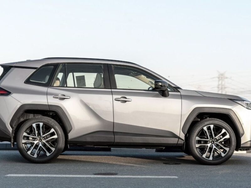 2026 Toyota RAV 4 VXR 2.5 Litres 4 Cylinders Hybrid Engine Silver Beige SUV GCC Specs Automatic