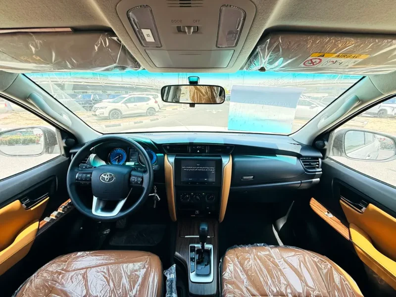 2026 Toyota Fortuner GXR 2.7 Litres 4 Cylinders Petrol Engine White Beige SUV GCC Specs