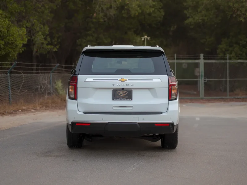 2024 Chevrolet Tahoe LS 5.3 Litres 8 Cylinders Petrol Engine White Grey SUV GCC Specs 4WD