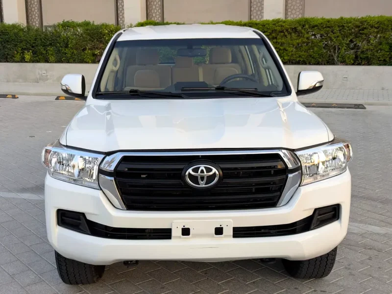 2018 Toyota Land Cruiser GX 4.L V6 Petrol Engine White Beige SUV GCC Specs Excellent Condition