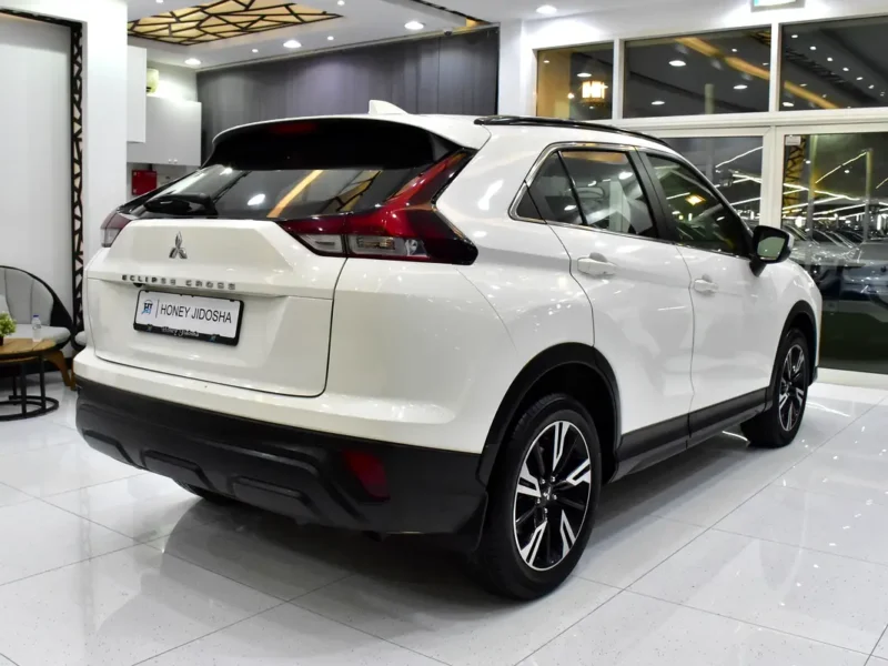 2025 Mitsubishi Eclipse Cross GLS 4 Cylinders Petrol Engine White Black Crossover GCC Specs