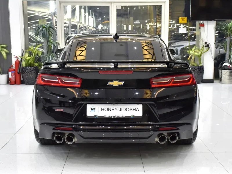 2017 Chevrolet Camaro SS 8 Cylinders Petrol Engine Black Red Coupe GCC Specs Automatic