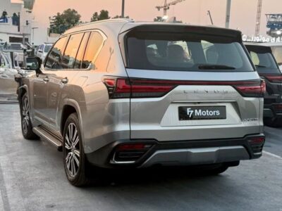 2026 Lexus LX700h SIGNATURE 3.5 Litres 6 Cylinders Hybrid Engine Silver Tan SUV GCC Specs