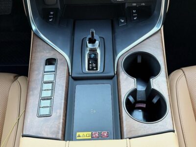 2026 Lexus LX700h SIGNATURE 3.5 Litres 6 Cylinders Hybrid Engine White Tan SUV GCC Specs