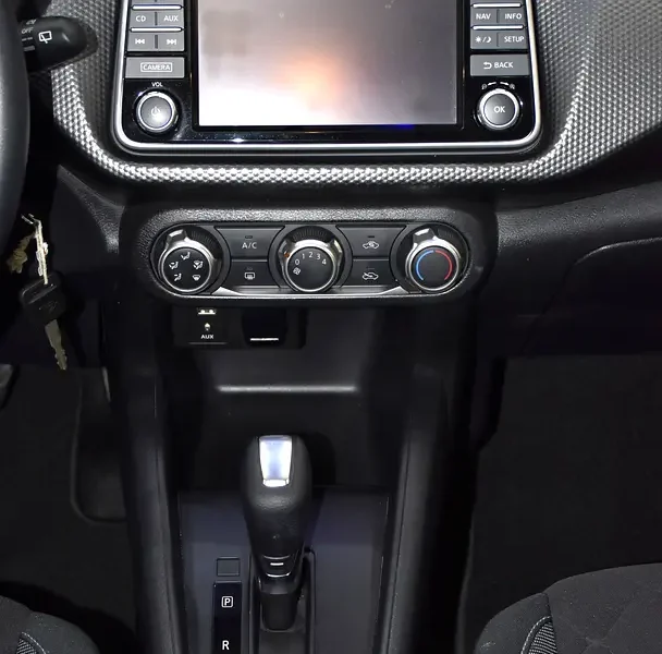 2020 Nissan Kicks SV 4 Cylinders Petrol Engine Red Black Crossover GCC Specs Automatic