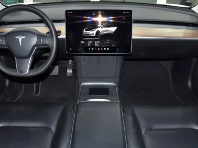 2022 Tesla Model 3 Standard Electric Vehicle 350 - 450 KM Range White Black Sedan GCC Specs