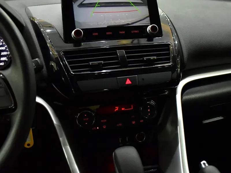 2025 Mitsubishi Eclipse Cross GLS 4 Cylinders Petrol Engine White Black Crossover GCC Specs