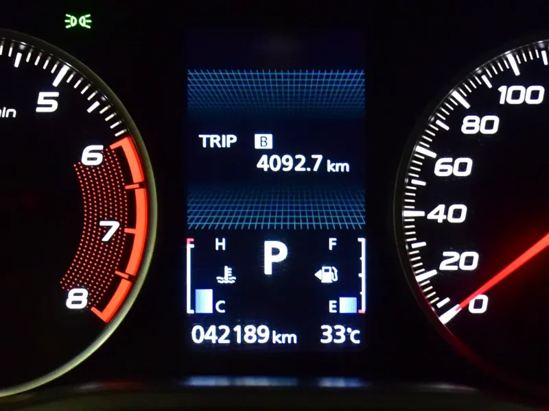 2025 Mitsubishi Eclipse Cross GLS 4 Cylinders Petrol Engine White Black Crossover GCC Specs