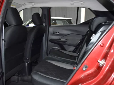2020 Nissan Kicks SV 4 Cylinders Petrol Engine Red Black Crossover GCC Specs Automatic