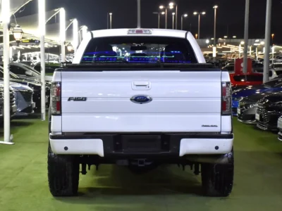 2012 Ford F-150 FX4 8 Cylinders Petrol Engine White Black Pickup Truck GCC Specs Automatic