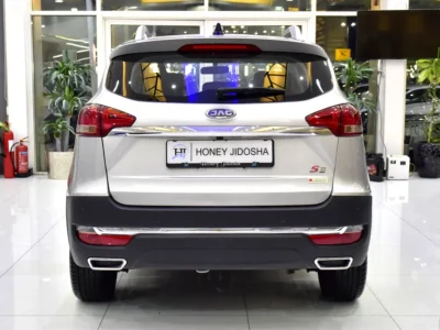 2019 JAC S3 Luxury 4 Cylinders Petrol Engine Silver Black Crossover GCC Specs Automatic