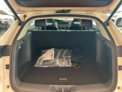 2025 Changan UNI-K LIMITED 1.5 Litres Plug-in Hybrid Engine White Black SUV Chinese Specs