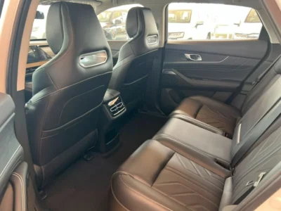 2025 Changan UNI-K LIMITED 1.5 Litres Plug-in Hybrid Engine White Black SUV Chinese Specs