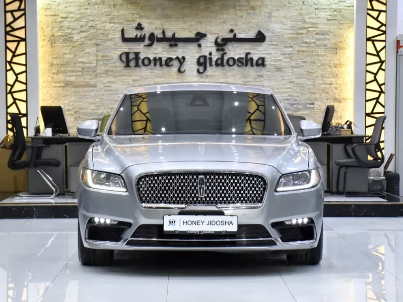 2020 Lincoln Continental Premiere 6 Cylinders Petrol Engine Silver Black Sedan GCC Specs