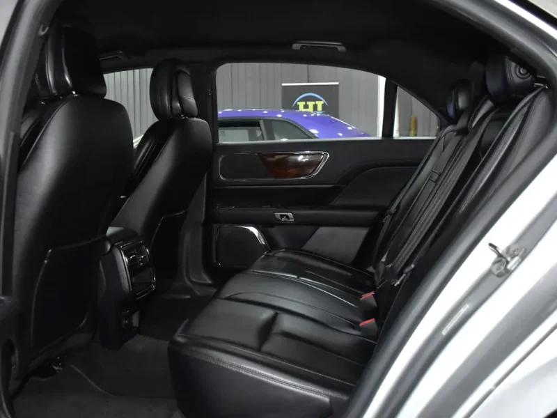 2020 Lincoln Continental Premiere 6 Cylinders Petrol Engine Silver Black Sedan GCC Specs
