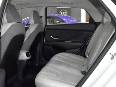 2024 Hyundai Elantra Premium 4 Cylinders Petrol Engine White Beige Sedan Chinese Specs