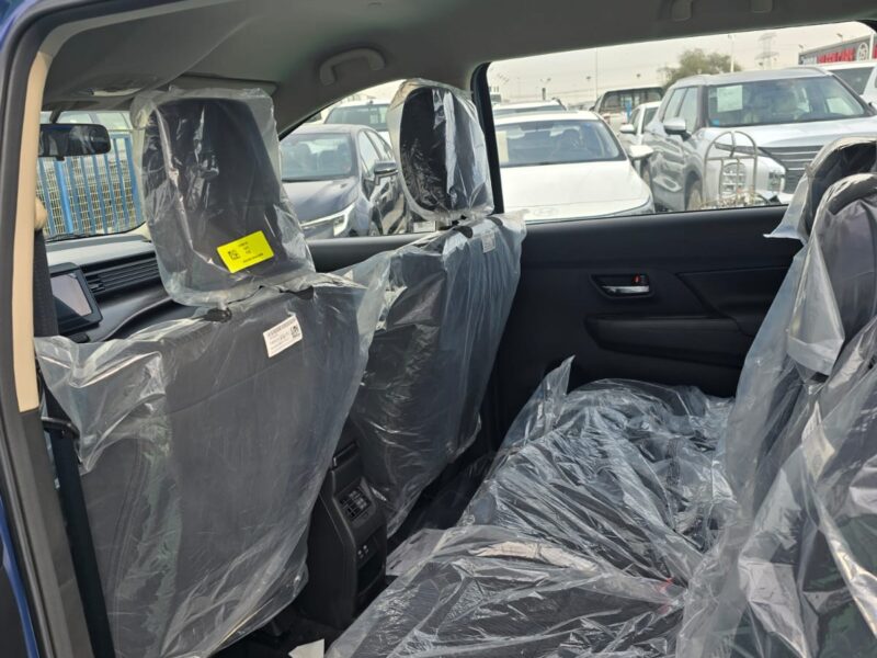 2026 SUZUKI ERTIGA 7-SEATER 1.5 Litres 4 Cylinders Petrol Engine Blue Black MPV GCC Specs