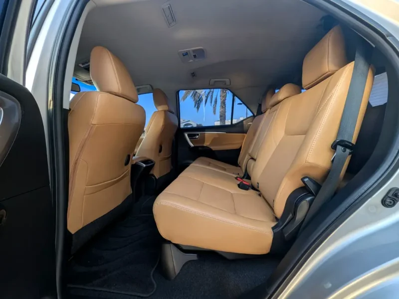 2022 Toyota Fortuner VXR 4.0 Litres V6 Petrol Engine Grey Beige SUV GCC Specs Excellent Condition