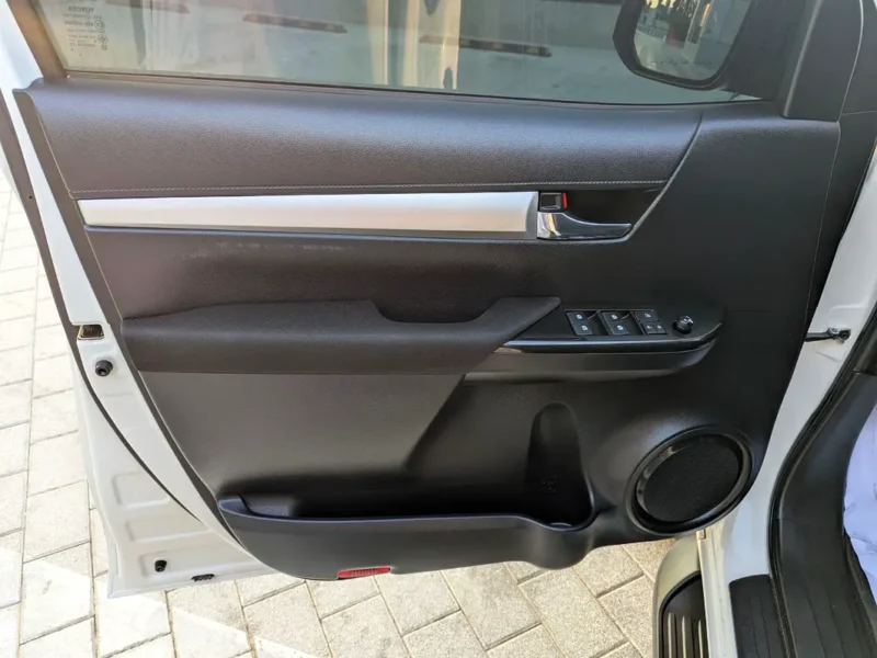 2018 Toyota Hilux Double Cab TRD 4.0 Litres 6 Cylinders Petrol Engine White Grey Pickup Truck