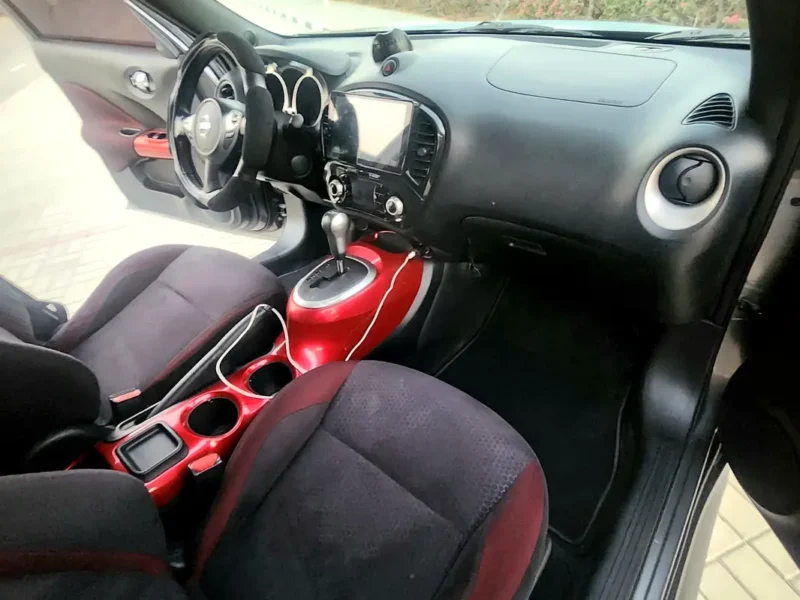 2012 Nissan Juke SV 4 Cylinders Petrol Engine Grey Black Crossover GCC Specs Automatic