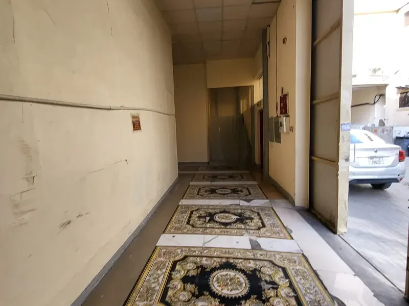 640 sqft SPACIOUS AND ECONOMICAL STORAGE WAREHOUSE IN AL QUOZ 4