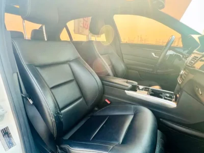 2014 Mercedes-Benz E-Class E 300 4MATIC 6 Cylinders Petrol Engine White Black Sedan