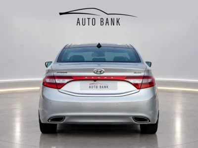 2013 Hyundai Azera Premium 6 Cylinders Petrol Engine Grey Brown Sedan GCC Specs