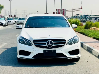 2014 Mercedes-Benz E-Class E 300 4MATIC 6 Cylinders Petrol Engine White Black Sedan