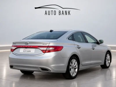 2013 Hyundai Azera Premium 6 Cylinders Petrol Engine Grey Brown Sedan GCC Specs