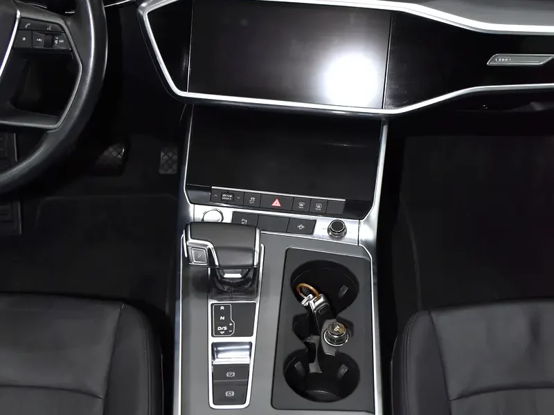 2020 Audi A6 45 TFSI 4 Cylinders Petrol Engine White Black Sedan GCC Specs Automatic