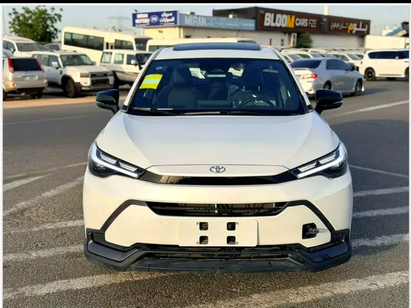 2026 Toyota Frontlander 4 Cylinders Hybrid Engine White Black SUV Chinese Specs