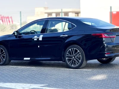 2026 Toyota Camry 2.0 Litres 4 Cylinders Petrol Engine Black Sedan Chinese Specs
