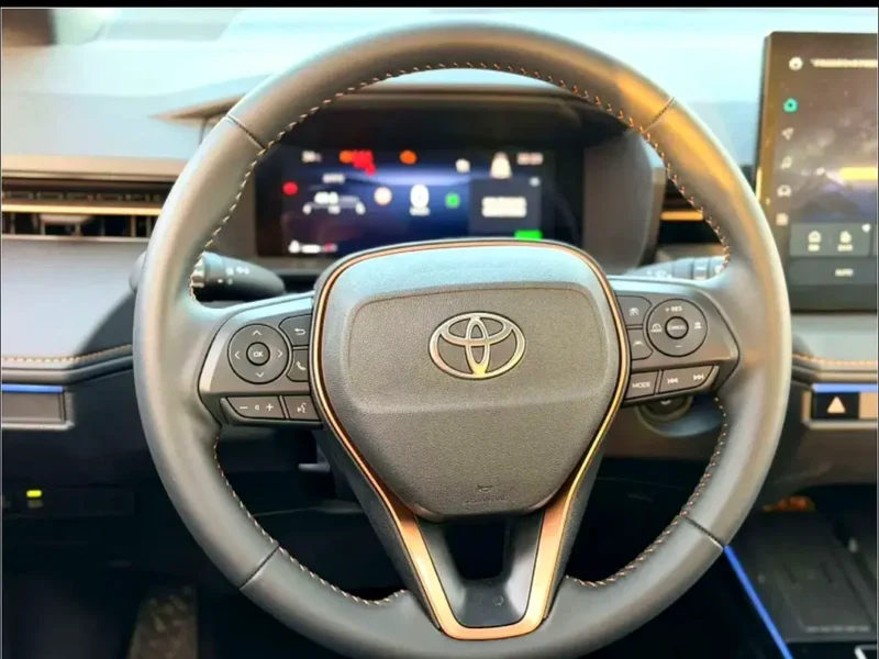 2026 Toyota Frontlander 4 Cylinders Hybrid Engine White Black SUV Chinese Specs