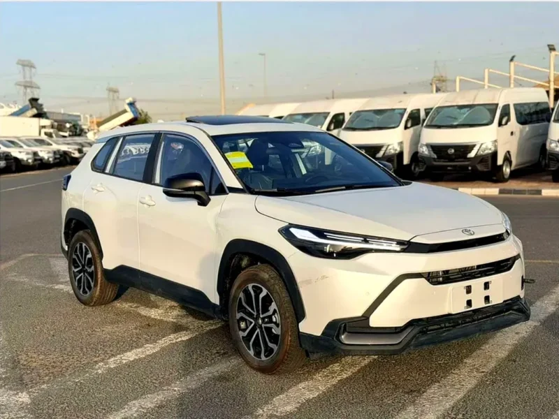 2026 Toyota Frontlander 4 Cylinders Hybrid Engine White Black SUV Chinese Specs