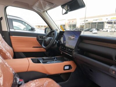 2027 Haval V7 2.0L turbocharged 4 Cylinders Petrol Engine White Tan SUV GCC Specs