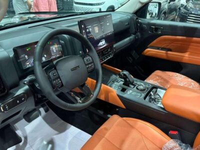 2027 Haval H9 2.0L turbocharged 4 Cylinders Petrol Engine Black Orange SUV GCC Specs