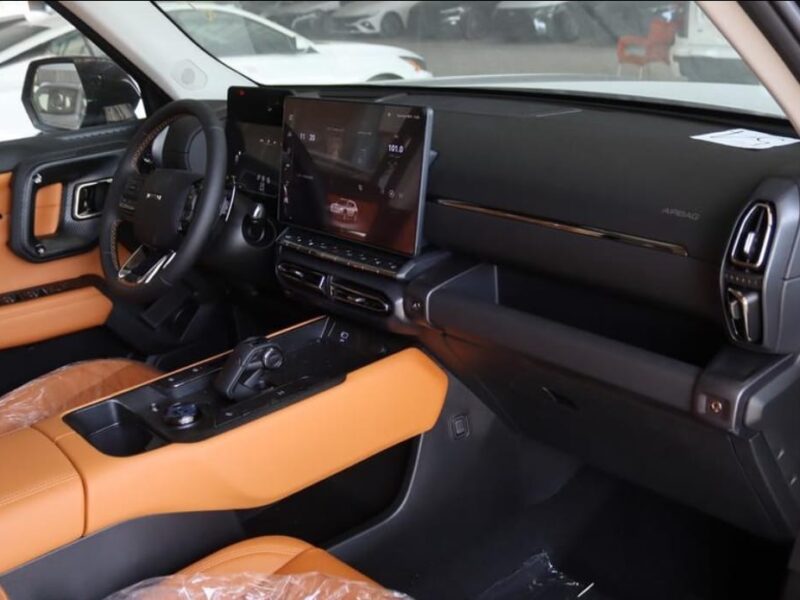 2027 Haval H7 2.0L turbocharged 4 Cylinders Petrol Engine Grey Orange SUV GCC Specs