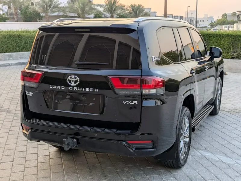 2022 Toyota Land Cruiser VXR V6 Twin-Turbo Engine Diesel Engine Black SUV GCC Full Option