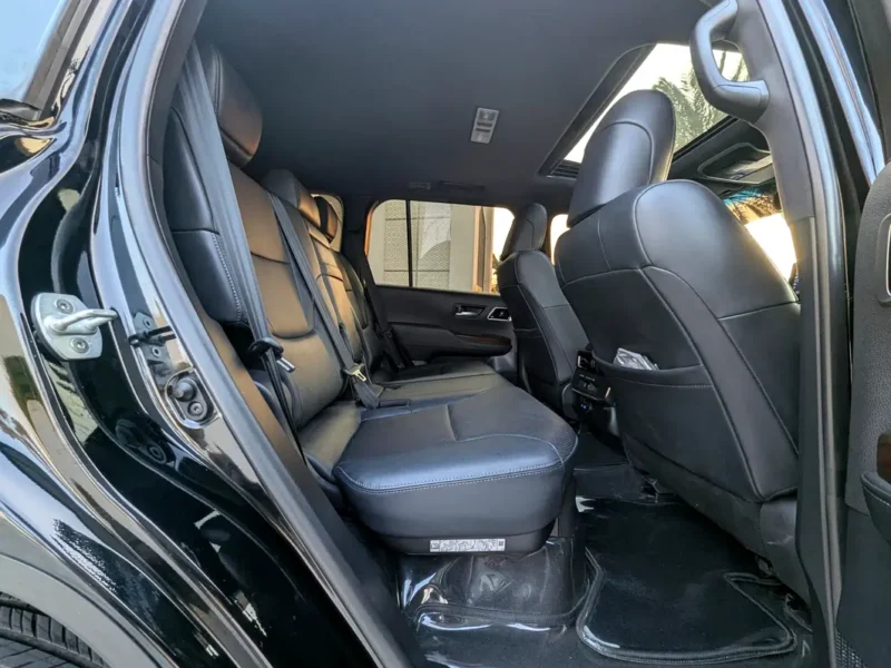 2022 Toyota Land Cruiser VXR V6 Twin-Turbo Engine Diesel Engine Black SUV GCC Full Option