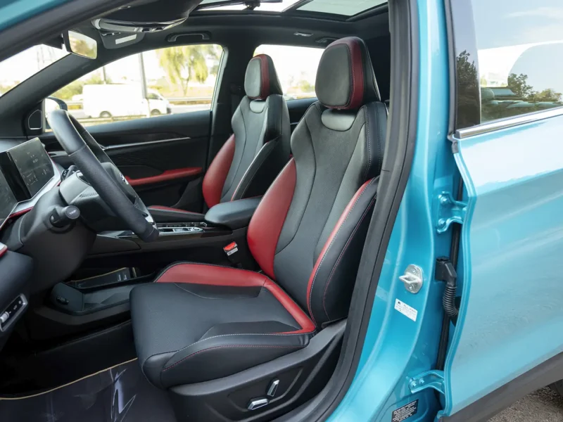 2025 Geely Coolray GF 1.5 Litres 4 Cylinders Petrol Engine Blue Black SUV GCC Specs