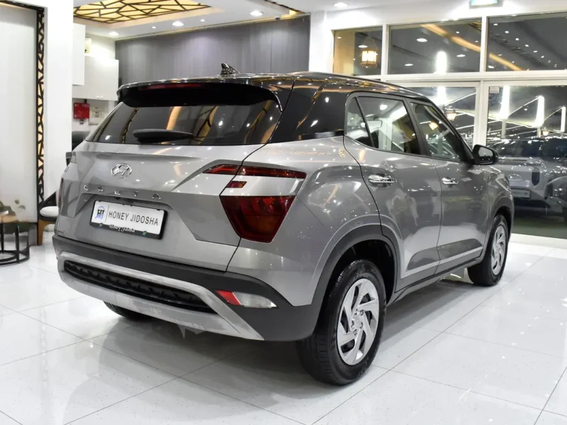 2024 Hyundai Creta Comfort 4 Cylinders Petrol Engine Silver Black Crossover GCC Specs