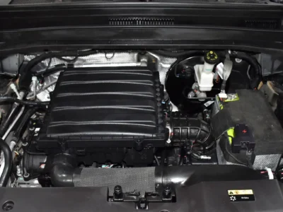 2025 Jetour T2 2.0L 4WD 4 Cylinders Petrol Engine Black Green SUV GCC Specs Automatic